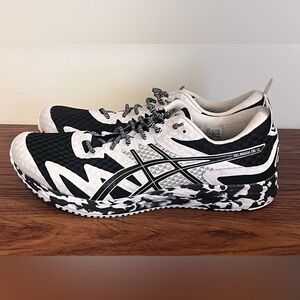 ASICS GEL-NOOSA TRI 12